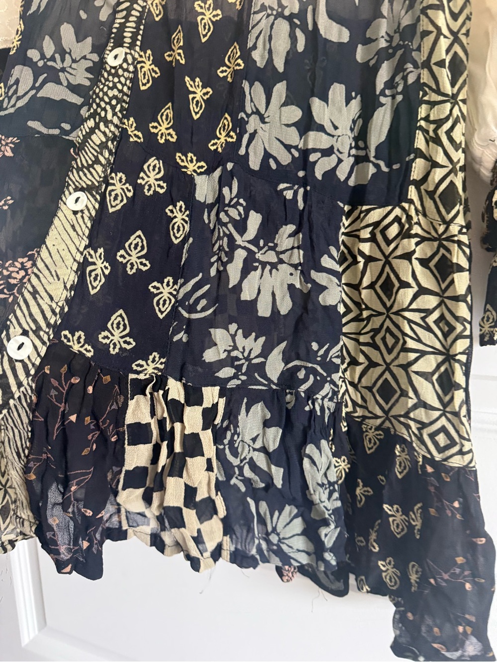 Young Threads Boho Patchwork Embroidered Ruffle Top – NWT - Picture 8 of 13